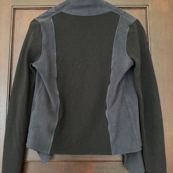 T Tahari Knit and Suede-look draped cardigan - M - Picture 4 of 9